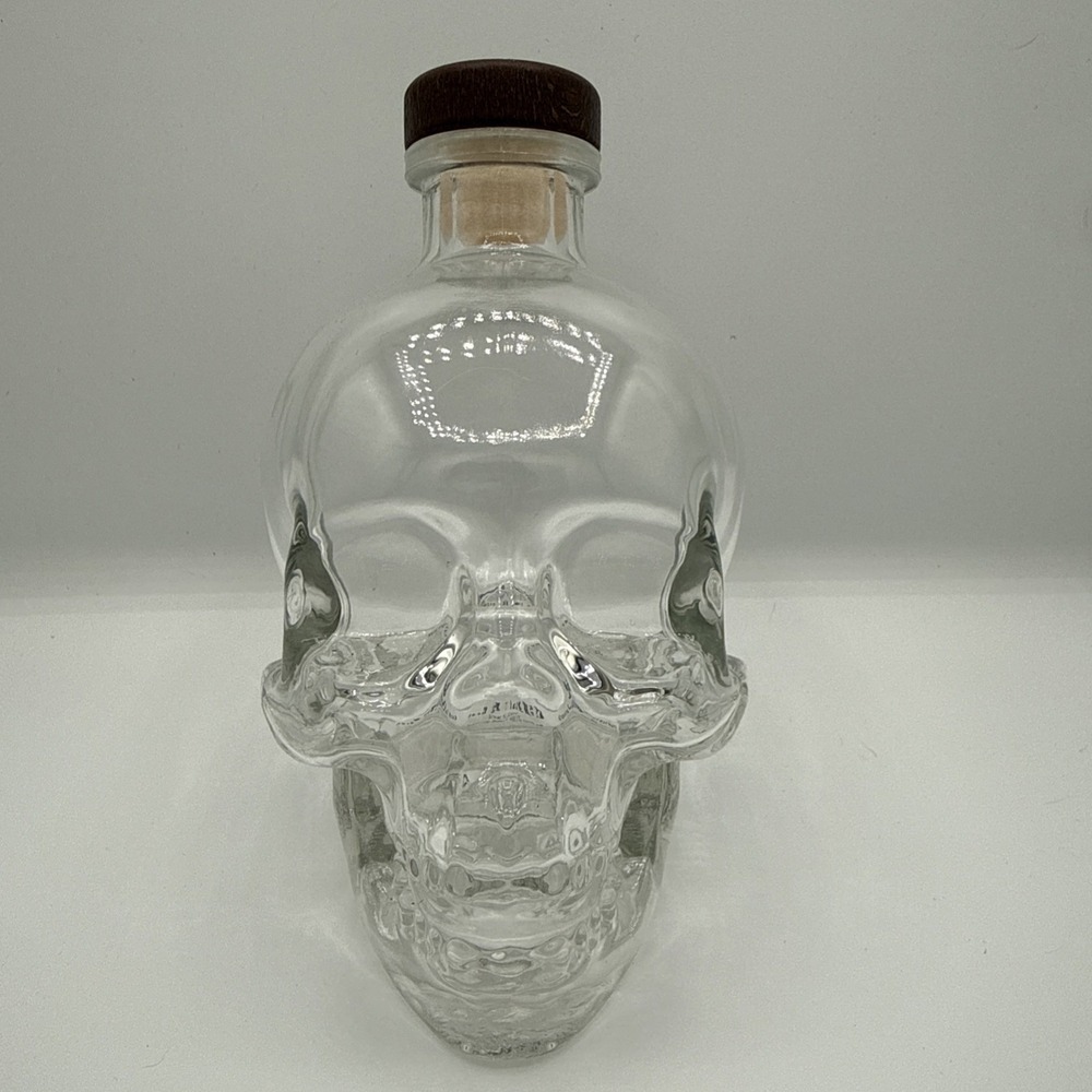 Crystal Head Skull Vodka Glass Bottle Cork Stop 750ml Liquor Empty Dan Ackroyd